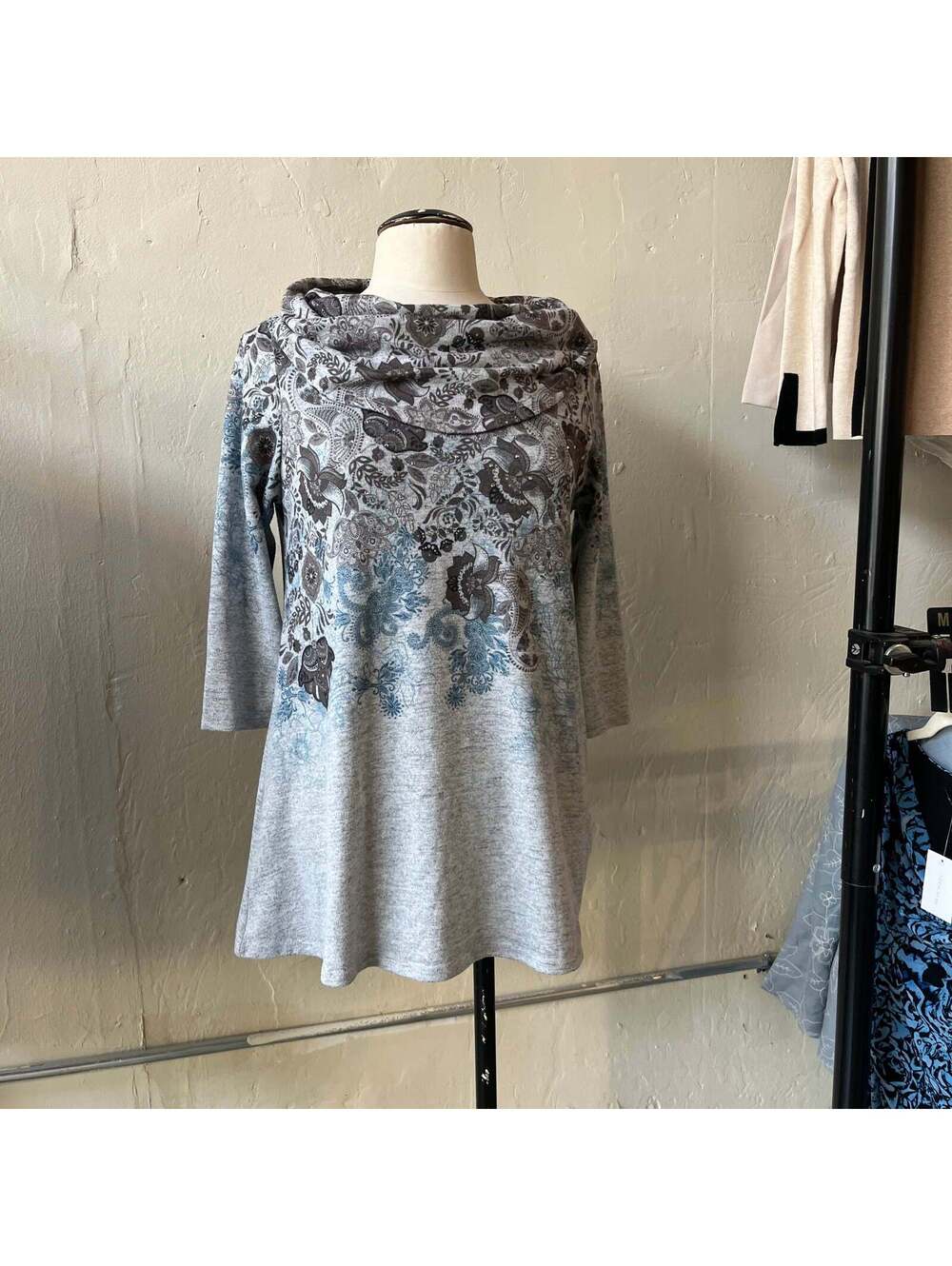 Boho Gray Sweater (M)